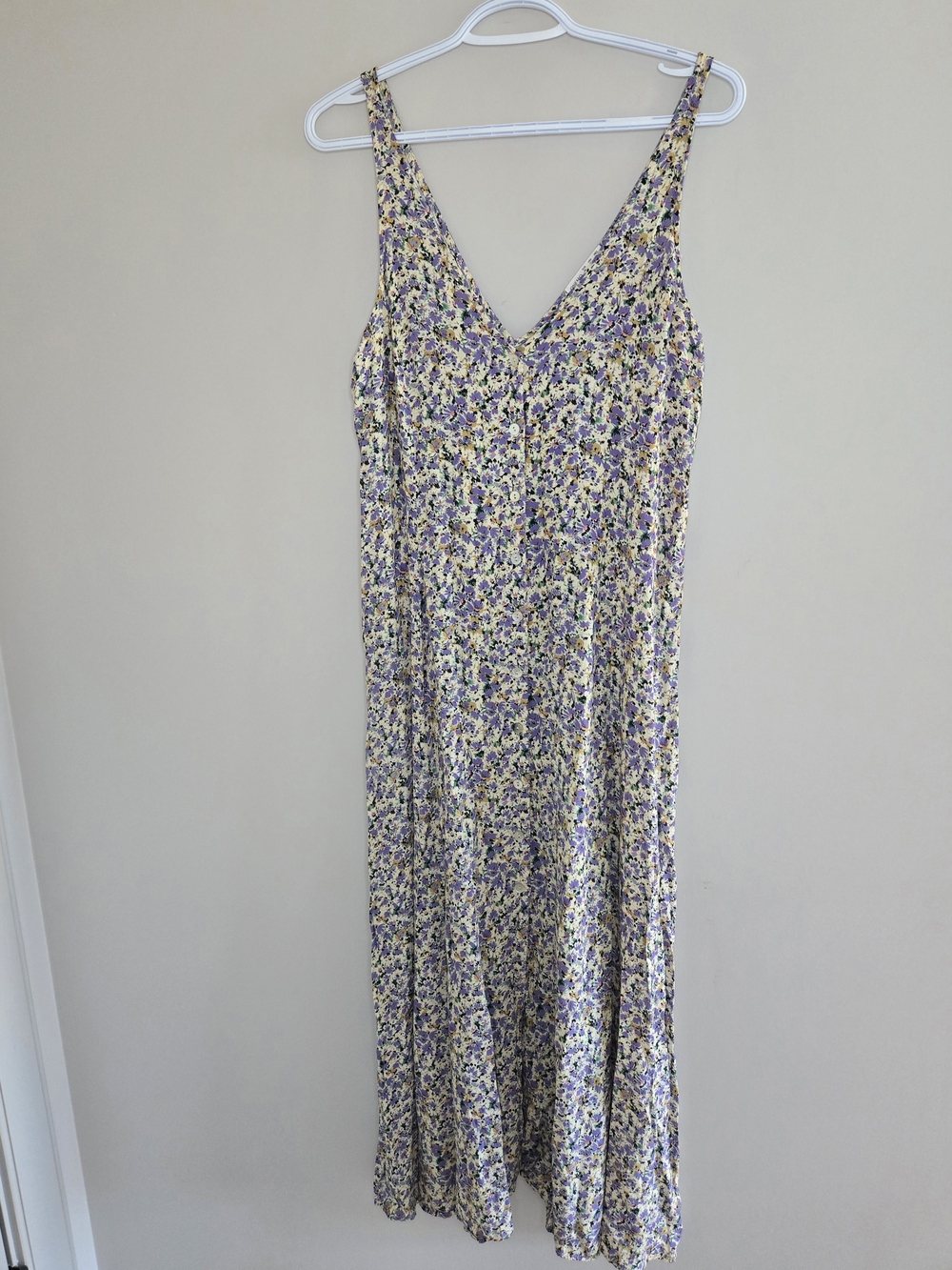 Oysho vintage floral lavender + cream maxi dress, adjustable tie back, medium